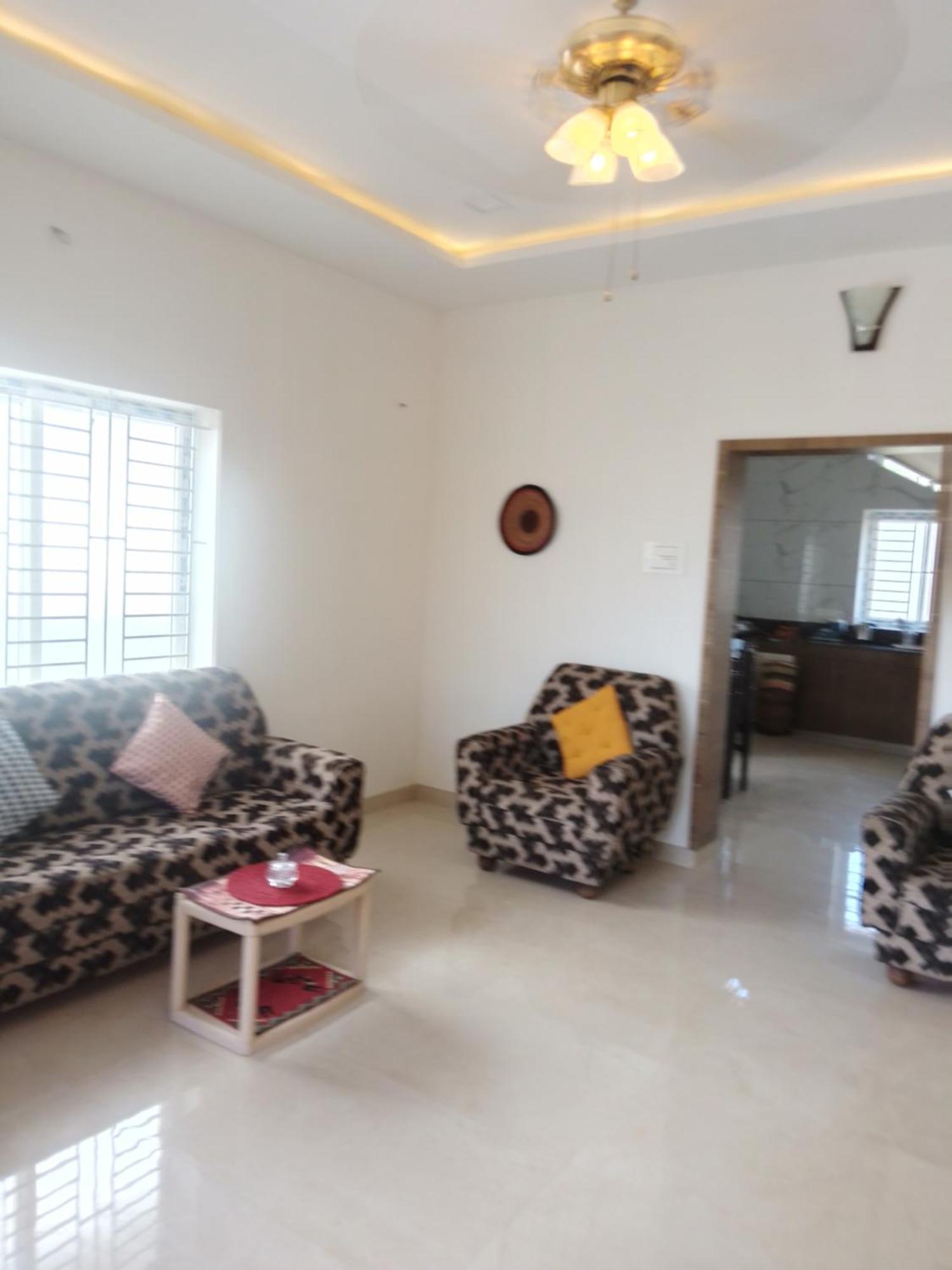 Shi'S 2Bhk Individual Villa @ Коимбатур Экстерьер фото