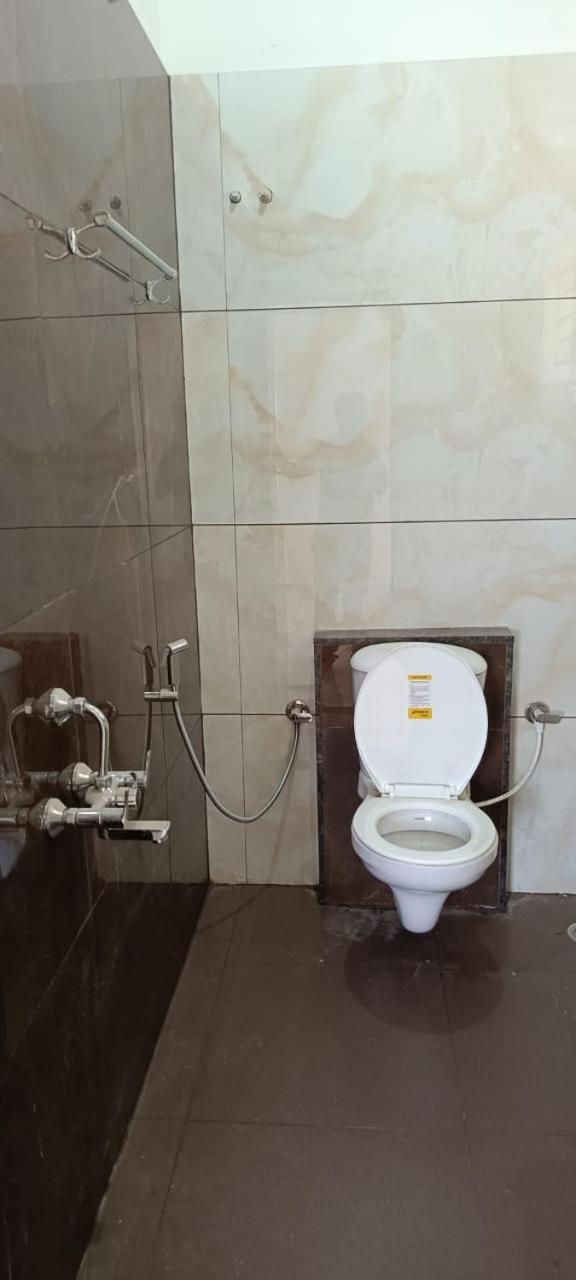 Shi'S 2Bhk Individual Villa @ Коимбатур Экстерьер фото